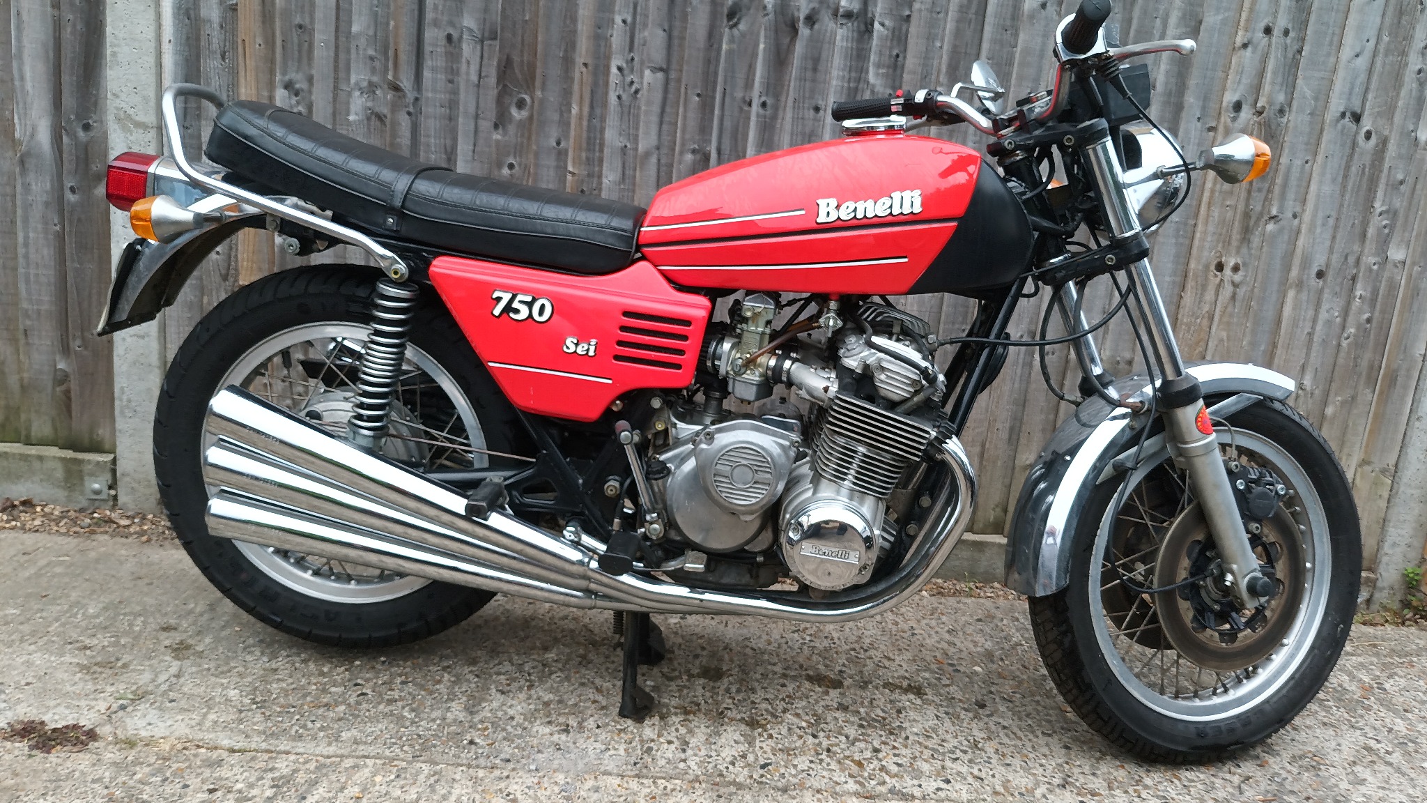1975 Benelli 750 Sei photograph 1