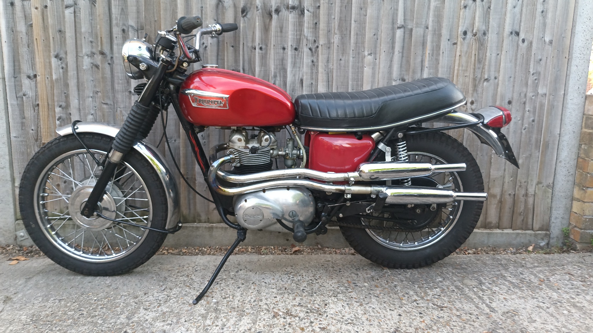 1969 Triumph T100C photograph 14